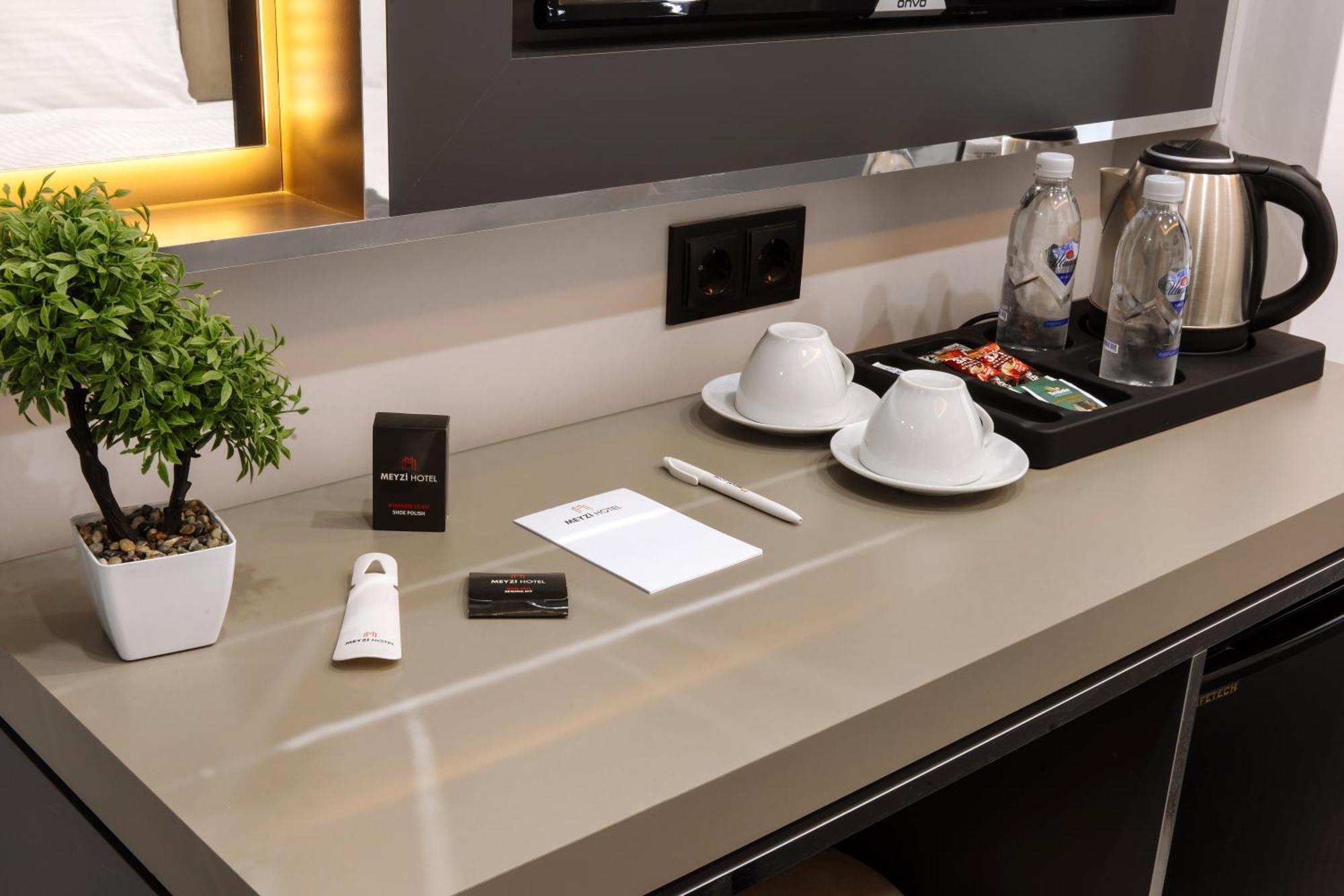 Meyzi Hotel Istambul Extérieur photo